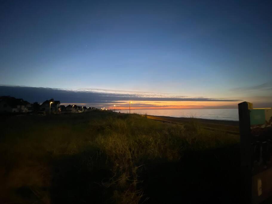 Spa Privatif Face Mer Riva Romantic & Spa Ouistreham Exterior foto