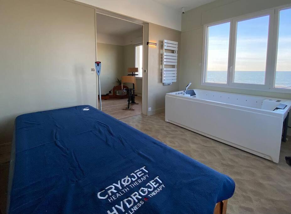 Spa Privatif Face Mer Riva Romantic & Spa Ouistreham Exterior foto
